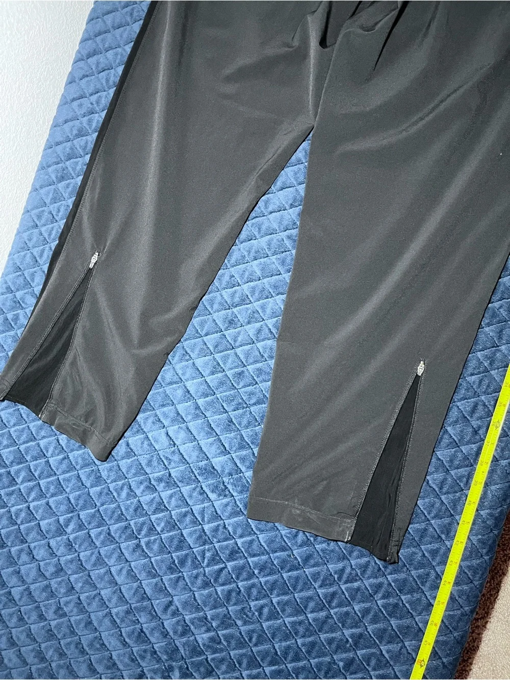 Nike Men's Black Jogger Track Pants with Side Stripe